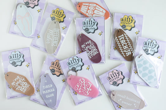 Tired Mamas Club Retro Motel Keychain